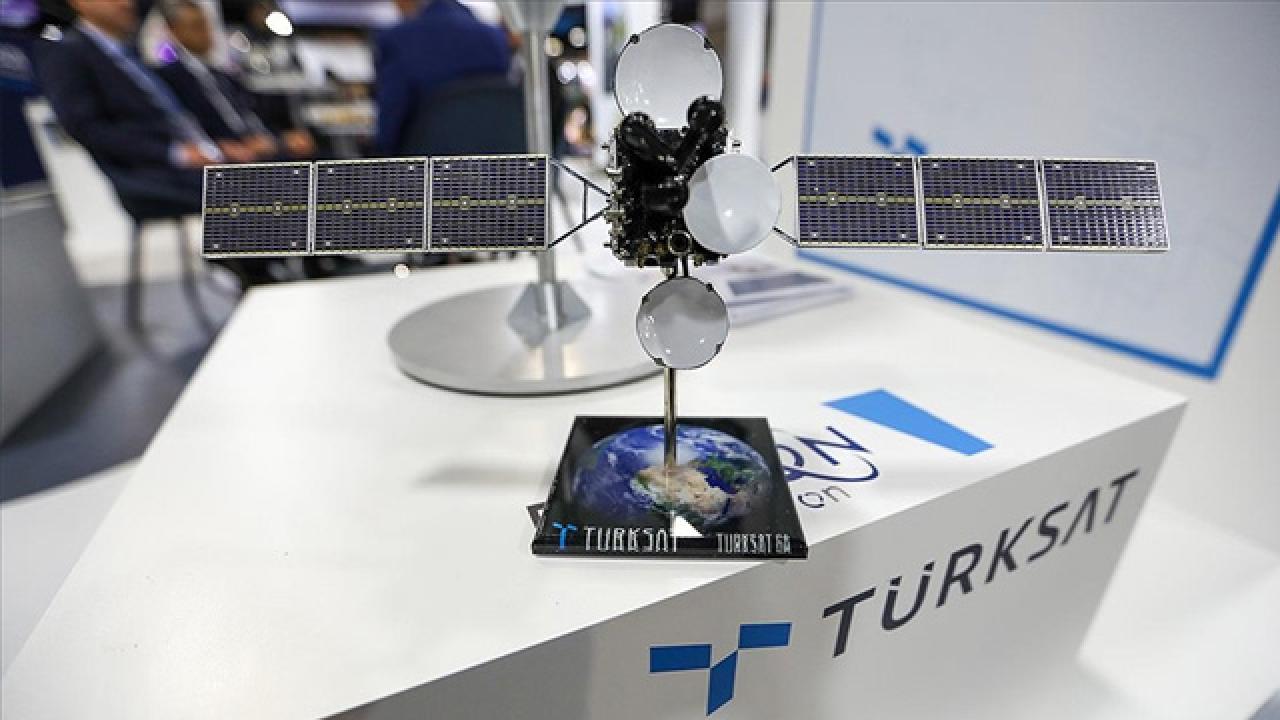 Türkiye’ye dördüncü operatör TÜRKSAT, 2026’nın ilk çeyreğinde hizmete başlayacak. Hazırlıklar tamamlandı. Türkiye’ye dördüncü operatör TÜRKSAT, 2026’nın ilk çeyreğinde hizmete başlayacak. Hazırlıklar tamamlandı.
