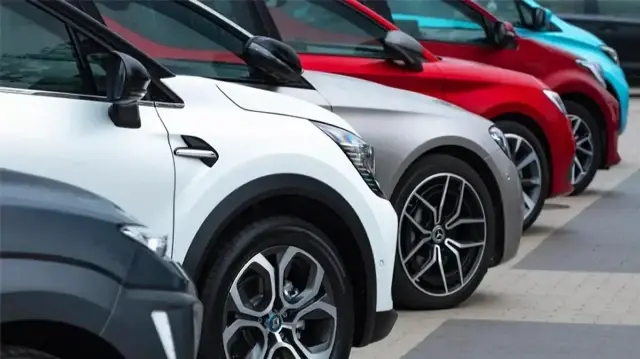 Hurda teşviki 2025 son dakika: ÖTV muafiyeti, yerli araç desteği, 20 yaş üstü araç teşviki şartları açıklandı. Başvurular başladı. Hurda teşviki 2025 son dakika: ÖTV muafiyeti, yerli araç desteği, 20 yaş üstü araç teşviki şartları açıklandı. Başvurular başladı.