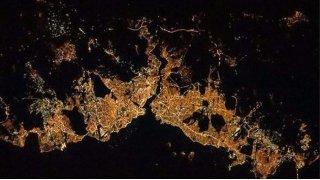 NASA'dan ilginç İstanbul paylaşımı: Hey İstanbul, parlıyorsun!