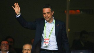 Fenerbahçe yönetimi Alex de Souza'ya teklif yapmaya karar verdi!