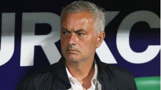 Fenerbahçe'de Jose Mourinho'dan Fred ve Szymanski'ye övgü, hakeme ve VAR'a tepki