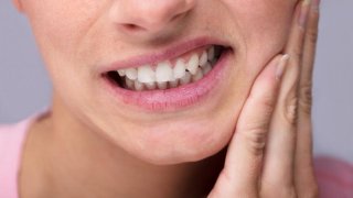 Diş ağrısı nasıl geçer? Diş ağrısına evde ne iyi gelir? 
